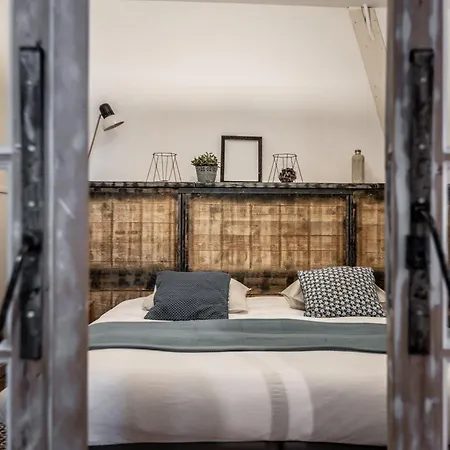 Lo.f.t O Village Apartment *