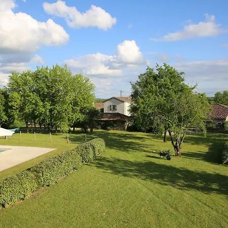 Lo.f.t O Village Apartment